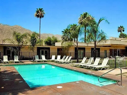 Hotel 7 Springs Inn&Suites Palm Springs
